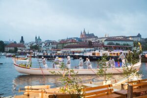 prague-5935651_1280