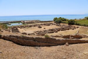 Sperlonga,_resti_della_villa_di_tiberio,_01