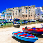 Monopoli in Puglia: il borgo marinaro tra spiagge e centro storico monopoli
